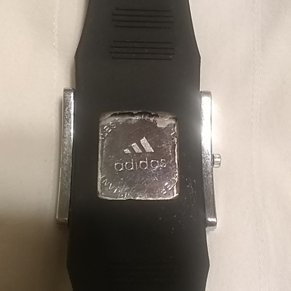 Adidas watch - Picture 4 of 7